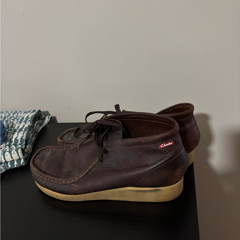 Clarks Men's Dark Brown Wallabees